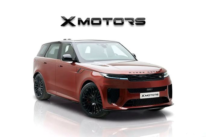 جديدة ⁦Land Rover Range Rover Sport P635 III (L461)، 4.4 l، 2026⁩ في في الإمارات, دبي من X MOTORS، اللون أحمر. مواصفات الخليج | AUTO.AE | إعلان #285215