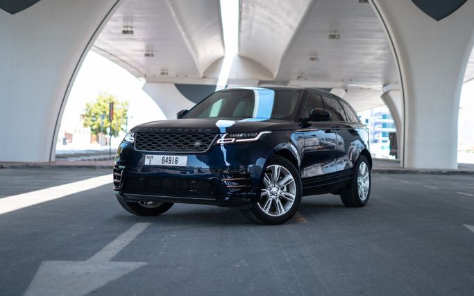 Land Rover Range Rover Velar P400 I, 2022 внедорожник 5 дв. бизнес класса в Дубае от Car Lux 365 Car Rental синий цвет | AUTO.AE
