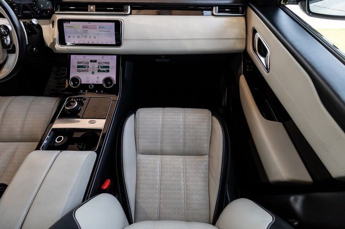 Used Land Rover Range Rover Velar P380 I, 3.0 l, 2018 in Dubai by Linda Cars, White color. GCC Specs | AUTO.AE