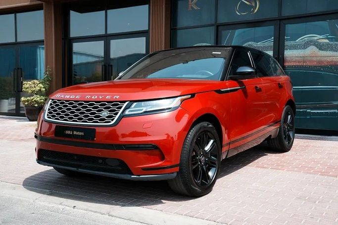 Подержанный Land Rover Range Rover Velar P250 I, 2.0 л, 2022 в Дубае от 8 Ba Motors Красный цвет. Американская | AUTO.AE