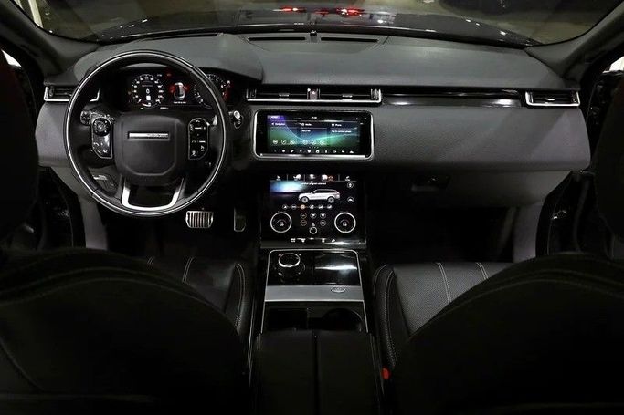 Подержанный Land Rover Range Rover Velar P300 I, 2.0 л, 2020 в Дубае от Al Faris Motors Черный цвет. Other | AUTO.AE