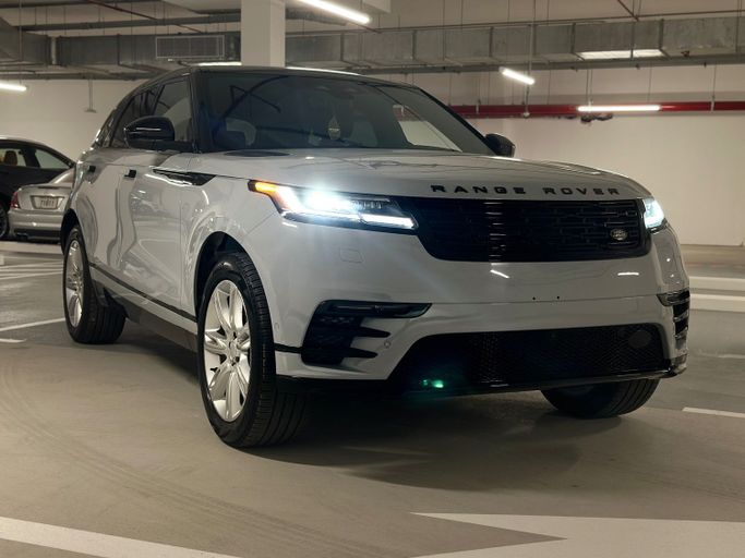 مستعملة Land Rover Range Rover Velar P250 أنا شد الوجه, 2.0 l, 2024 في في دبي، اللون أزرق فاتح. المواصفات الأمريكية | AUTO.AE