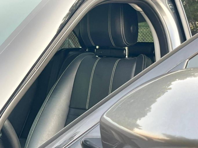 New Land Rover Range Rover Velar P380 I, 3.0 l, 2018 in Dubai by Prestige motors, Grey color. GCC Specs | AUTO.AE