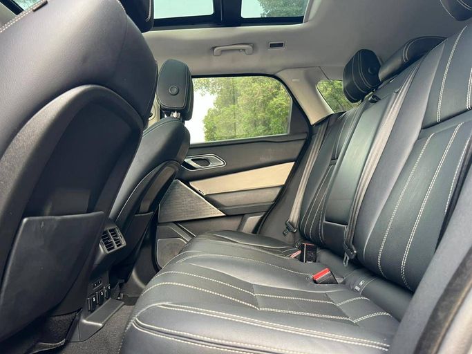 New Land Rover Range Rover Velar P380 I, 3.0 l, 2018 in Dubai by Perstige Motos (SHJ), Grey color. GCC Specs | AUTO.AE