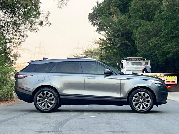 New Land Rover Range Rover Velar P380 I, 3.0 l, 2018 in Dubai by Perstige Motos (SHJ), Grey color. GCC Specs | AUTO.AE