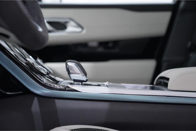 New Land Rover Range Rover Velar P250 I Facelift, 2.0 l, 2023 in Dubai by Oscar Motors, Black color. GCC Specs | AUTO.AE