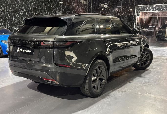 Подержанный Land Rover Range Rover Velar P250 I Рестайлинг, 2.0 л, 2024 в Дубае от Zeus Motors Серый цвет. GCC | AUTO.AE