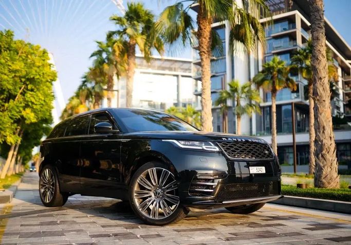 Used Land Rover Range Rover Velar P250 I, 2.0 l, 2018 in Dubai by Shamil Motors, Black color. American Specs | AUTO.AE | Listing #260392