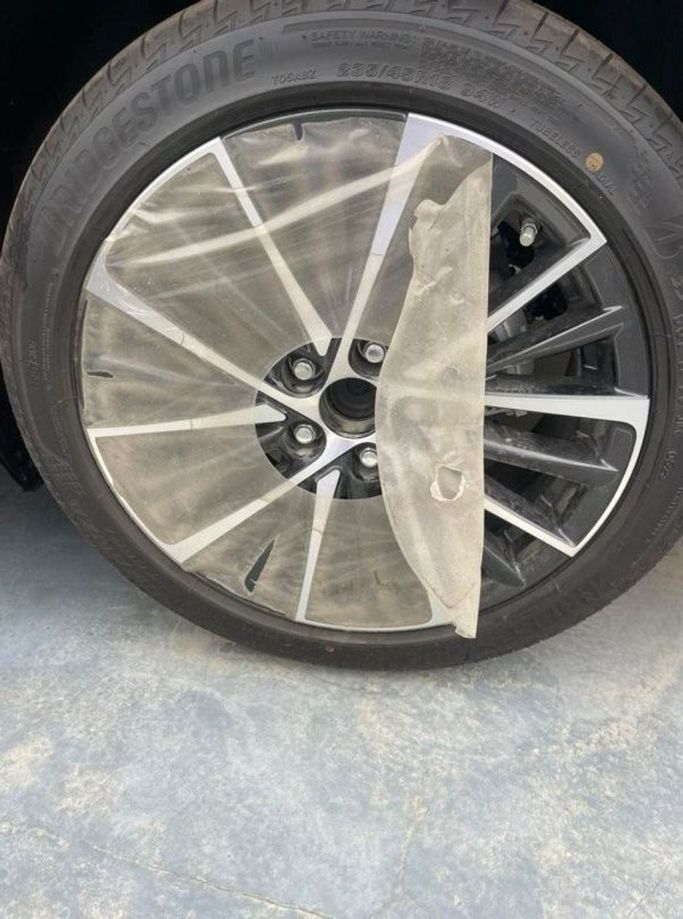 New Lexus ES 350 VII Facelift, 3.5 l, 2024 in Dubai by Mohamed Hakim Motors, Black color. GCC Specs | AUTO.AE