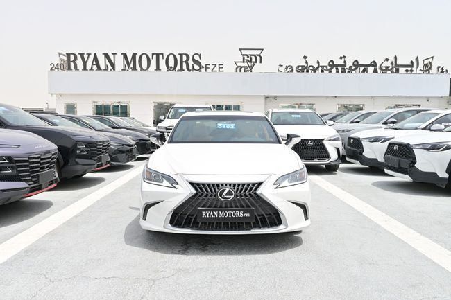 جديدة Lexus ES 300h فيس ليفت السابع, 2.5 l, 2023 في في دبي من RMG Automobiles، اللون أبيض. مواصفات الخليج | AUTO.AE