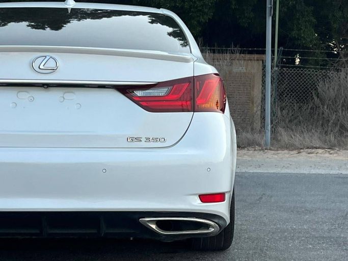 Used Lexus GS 350 IV Facelift, 3.5 l, 2015 in Dubai by Perstige Motos (SHJ), White color. GCC Specs | AUTO.AE