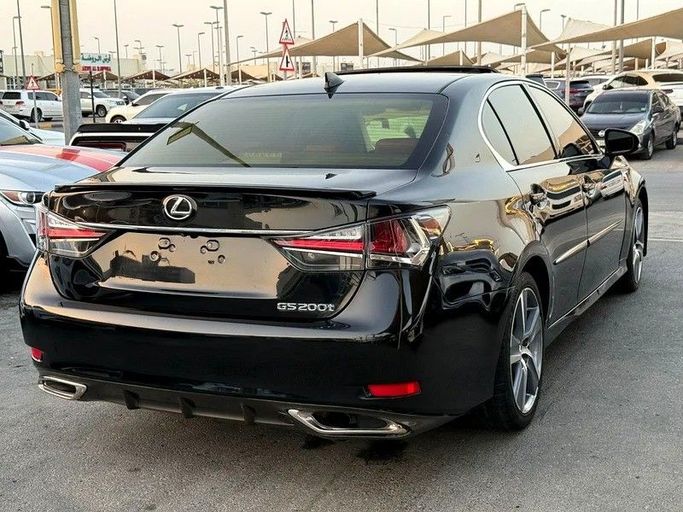Подержанный Lexus GS 200t IV Рестайлинг, 2.0 л, 2016 в Дубае от Al Qemah Used Cars Черный цвет. Американская | AUTO.AE