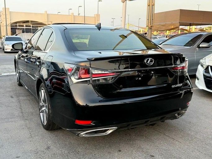 Подержанный Lexus GS 200t IV Рестайлинг, 2.0 л, 2016 в Дубае от Al Qemah Used Cars Черный цвет. Американская | AUTO.AE