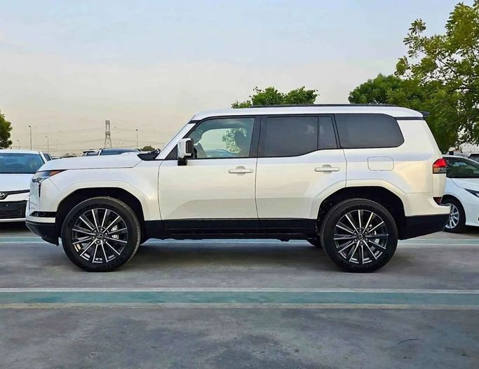 Новый Lexus GX 550 III, 3.4 л, 2025 в Дубае от SK Motors Белый цвет. GCC | AUTO.AE