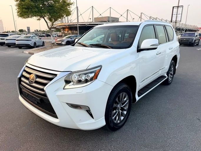 مستعملة ⁦Lexus GX 460 فيس ليفت الثاني، 4.6 l، 2014⁩ في في الإمارات, دبي من First Choice Motors، اللون أبيض. مواصفات الخليج | AUTO.AE | إعلان #286840