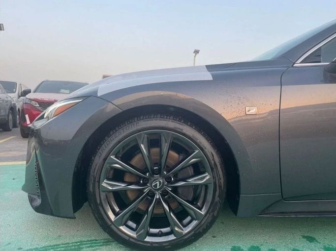 Новый Lexus IS 300 III Рестайлинг 2, 2.0 л, 2024 в Дубае от Mohamed Hakim Motors Серый цвет. GCC | AUTO.AE