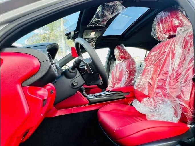 Новый Lexus IS 350 III Рестайлинг 2, 3.5 л, 2023 в Дубае от Ideal Cars LLC Серебристый цвет. GCC | AUTO.AE