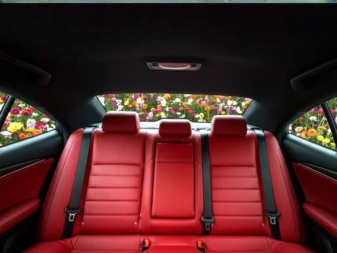 Подержанный Lexus IS 300 III Рестайлинг, 3.5 л, 2020 в Дубае от Andaleeb Cars Черный цвет. Американская | AUTO.AE