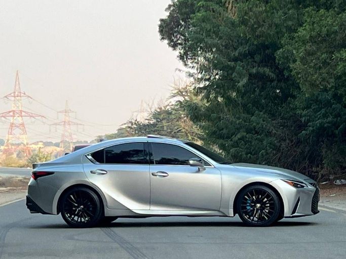 Used Lexus IS 300 III Facelift 2, 2.0 l, 2023 in Dubai by Perstige Motos (SHJ), Silver color. American Specs | AUTO.AE