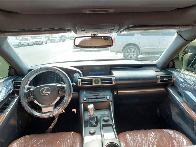 Used Lexus IS 250 III, 2.5 l, 2015 in Dubai by Abdo Al Muthanna Used Cars, Grey color. American Specs | AUTO.AE