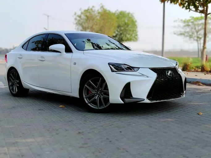 مستعملة Lexus IS 300 ثالثاً فيس ليفت, 3.5 l, 2017 في في دبي من NEW ABU TAJ MOTORS، اللون أبيض. المواصفات الأمريكية | AUTO.AE | إعلان #262623