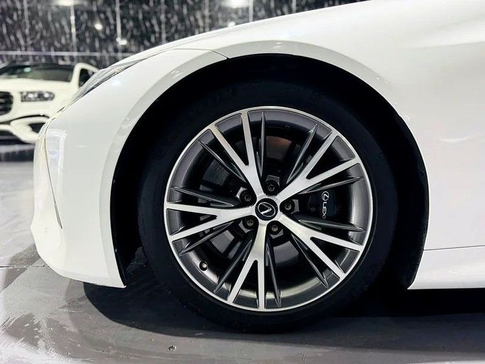 Used Lexus LC 500 I, 5.0 l, 2020 in Dubai by Zeus Motors, White color. GCC Specs | AUTO.AE