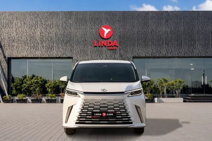 مستعملة Lexus LM 350h ثانياً, 2.5 l, 2024 في في دبي من Linda Cars، اللون أبيض. المواصفات الأوروبية | AUTO.AE | إعلان #269811
