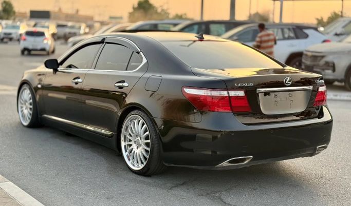 Подержанный Lexus LS 460 IV Рестайлинг, 4.6 л, 2009 в Дубае от Saeed Auto Черный цвет. Японская | AUTO.AE