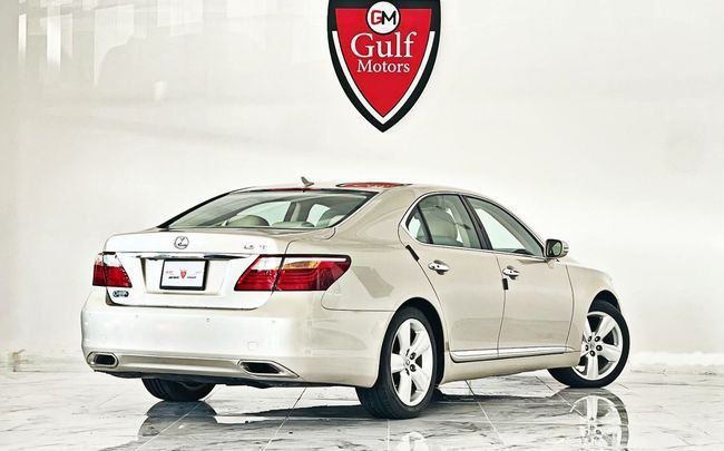 Used Lexus LS 460 IV Facelift, 4.6 l, 2011 in Dubai by Gulf Motors, Golden color. Other | AUTO.AE