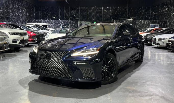 Подержанный Lexus LS 500 V Рестайлинг, 3.4 л, 2022 в Дубае от Zeus Motors Синий цвет. GCC | AUTO.AE | Объявление #250514