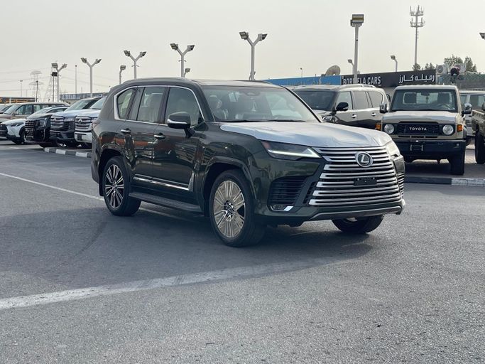 Новый Lexus LX 600 IV, 3.4 л, 2024 в Дубае от Bormela Cars Зеленый цвет. GCC | AUTO.AE