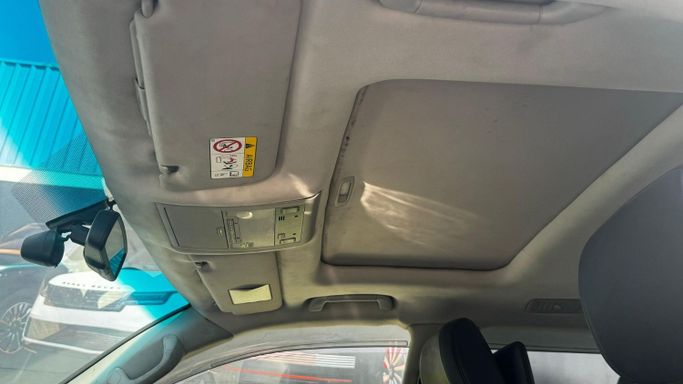 Used Lexus LX 570 III Facelift, 5.7 l, 2014 in Dubai by Alhamd Motors, Silver color. Other | AUTO.AE