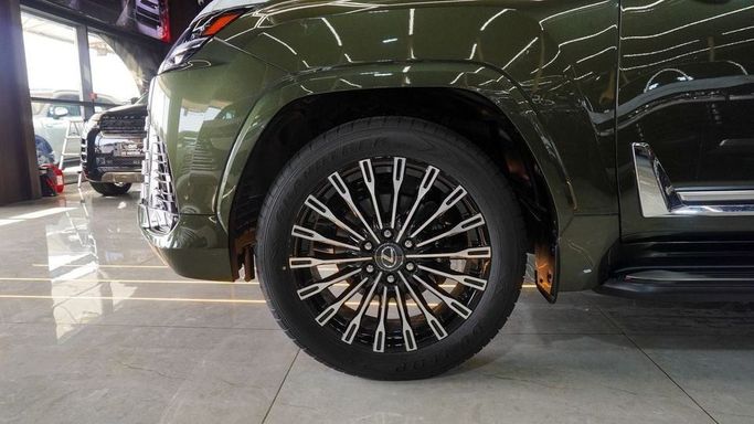 New Lexus LX 700h IV, 3.4 l, 2025 in Dubai by Najem Motors, Green color. GCC Specs | AUTO.AE