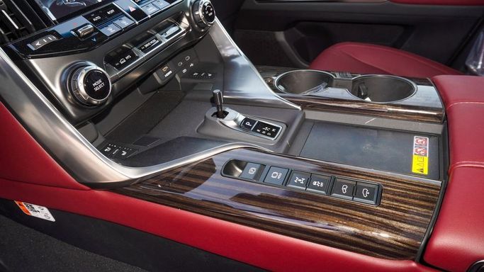 New Lexus LX 700h IV, 3.4 l, 2025 in Dubai by Najem Motors, Green color. GCC Specs | AUTO.AE