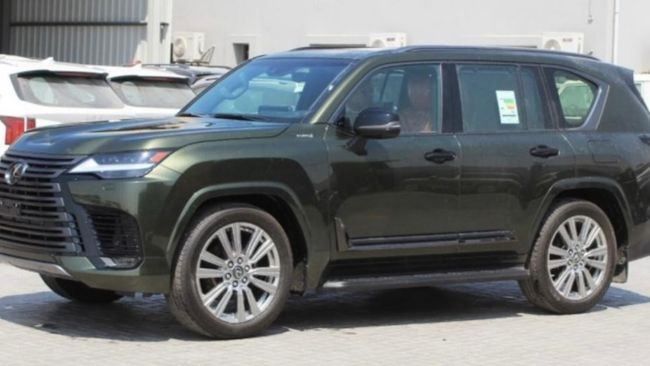 Новый Lexus LX 600 IV, 3.4 л, 2023 в Дубае от Falcons GT Motors FZCO Черный цвет. GCC | AUTO.AE