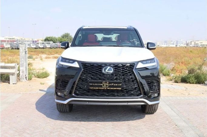 Подержанный Lexus LX 600 IV, 3.4 л, 2024 в Дубае от Top Euro Cars Черный цвет.  | AUTO.AE