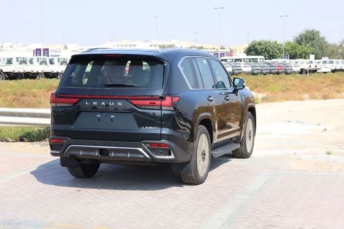 Подержанный Lexus LX 600 IV, 3.4 л, 2024 в Дубае от Top Euro Cars Черный цвет.  | AUTO.AE