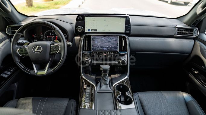 Новый Lexus LX 600 IV, 3.4 л, 2024 в Дубае от Milele Черный цвет. Other | AUTO.AE