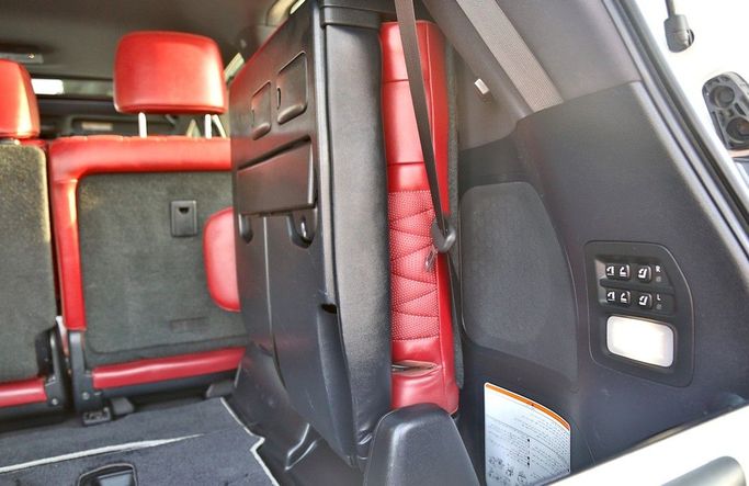 Подержанный Lexus LX 570 III Рестайлинг 2, 5.7 л, 2020 в Дубае от Prestige motors Белый цвет. GCC | AUTO.AE