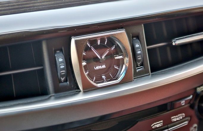 Used Lexus LX 570 III Facelift 2, 5.7 l, 2021 in Dubai by Prestige motors, Black color. Canadian Specs | AUTO.AE