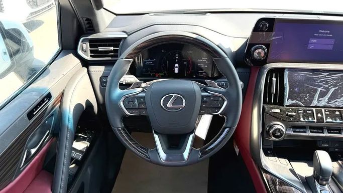 New Lexus LX 700h IV, 3.4 l, 2025 in Dubai by Valcor Auto, White color. GCC Specs | AUTO.AE