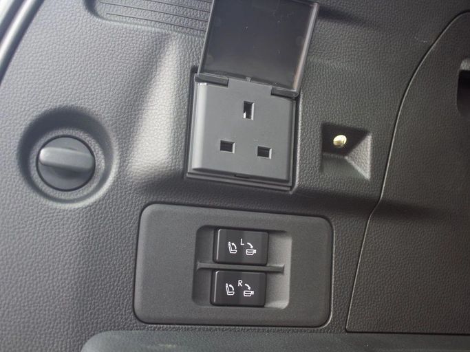 New Lexus LX 700h IV, 3.4 l, 2025 in Dubai by Al Rawnaq Motors , Black color.  | AUTO.AE