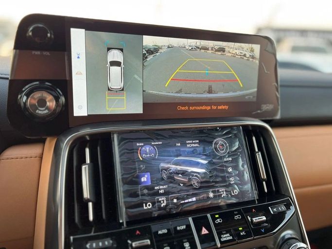 Новый Lexus LX 600 IV, 3.4 л, 2024 в Дубае от Al Rawnaq Motors  Серебристый цвет. GCC | AUTO.AE