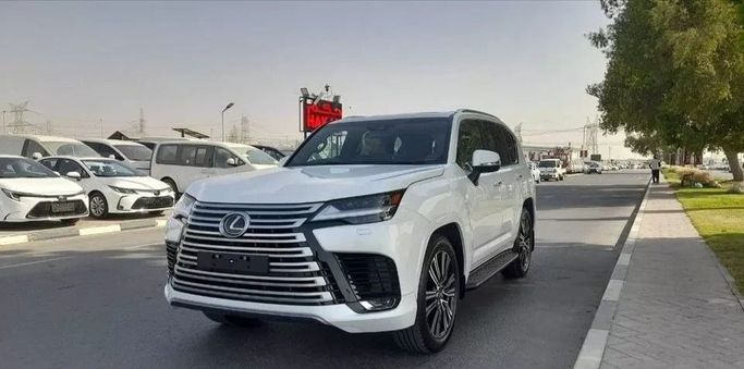 جديدة Lexus LX 600 رابعاً, 3.4 l, 2024 في في دبي من Bonnke Cars FZE، اللون أبيض. أخرى | AUTO.AE