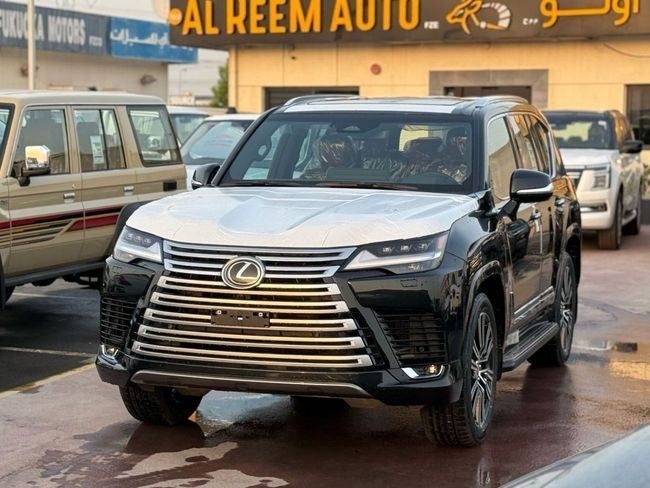 Новый Lexus LX 600 IV, 3.4 л, 2025 в Дубае от AL REEM AUTO Черный цвет. GCC | AUTO.AE