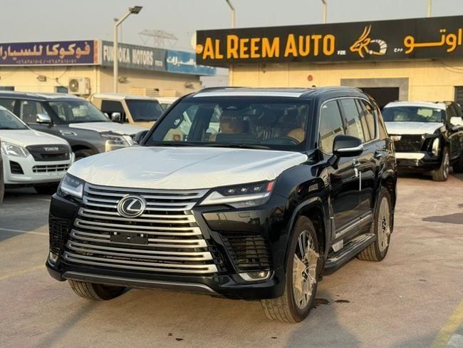 جديدة Lexus LX 700h رابعاً, 3.4 l, 2025 في في دبي من AL REEM AUTO، اللون أسود. مواصفات الخليج | AUTO.AE