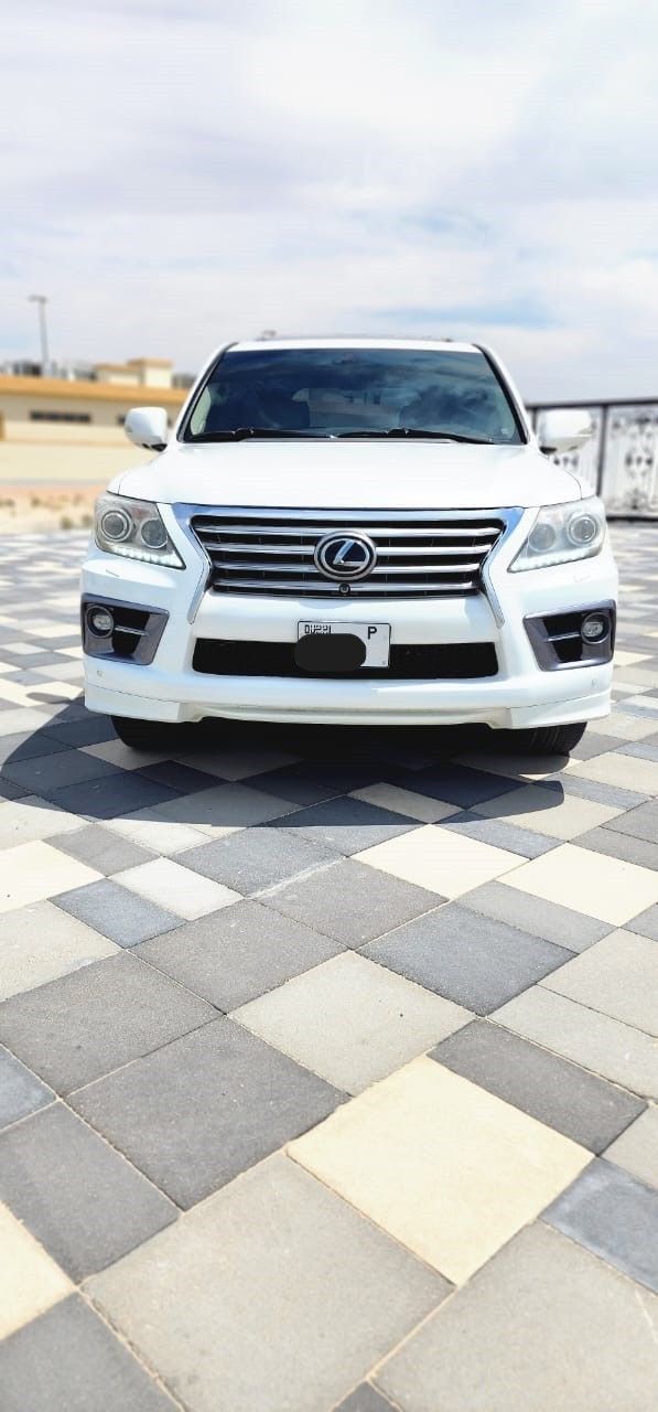 مستعملة Lexus LX 570 ثالثاً, 5.7 l, 2009 في في دبي من PINOY USED CARS، اللون أبيض. مواصفات الخليج | AUTO.AE | إعلان #247420