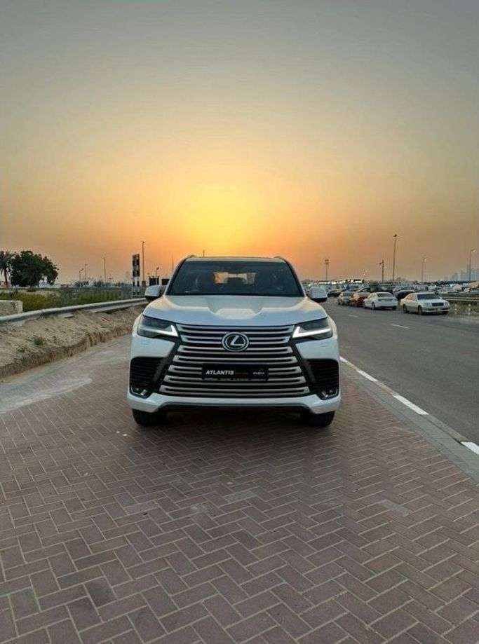Новый Lexus LX 600 IV, 3.4 л, 2024 в Дубае от Atlantis Motors FZE Белый цвет. GCC | AUTO.AE | Объявление #265398