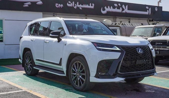 Новый Lexus LX 600 IV, 3.4 л, 2024 в Дубае от Atlantis Motors FZE Белый цвет. GCC | AUTO.AE | Объявление #265500