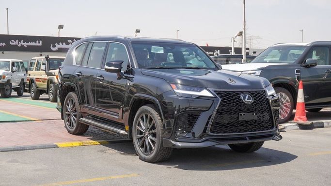 جديدة Lexus LX 700h رابعاً, 3.4 l, 2025 في في دبي من Atlantis Motors FZE، اللون أسود. مواصفات الخليج | AUTO.AE | إعلان #266499